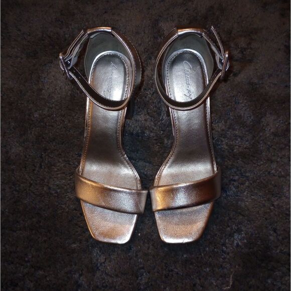 🆕🔥Circus NY Elizabeth Ankle Strap Block Heel Sandals - Picture 6 of 11